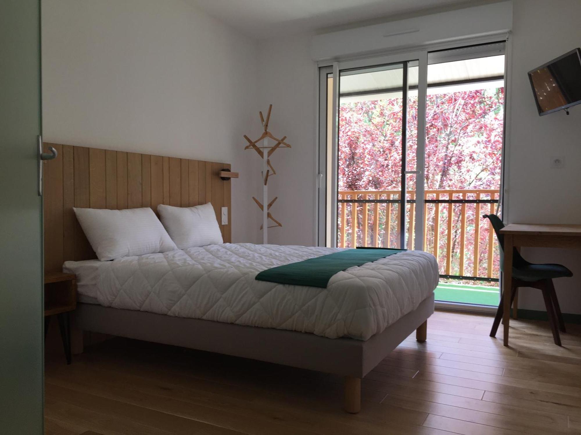 Logis Hotel Les Tilleuls Bruere-Allichamps Εξωτερικό φωτογραφία
